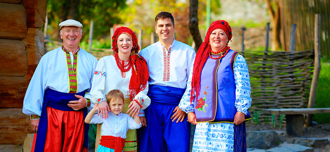 Украинский национальный костюм парный