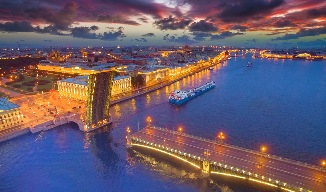 Развод мостов в Санкт-Петербурге в 2022 году