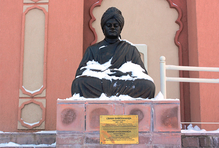 Памятник Свами Вивекананде