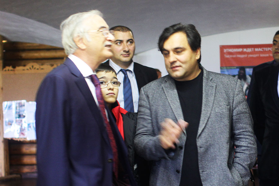 Посол Азербайджанской Республики посетил ЭТНОМИР